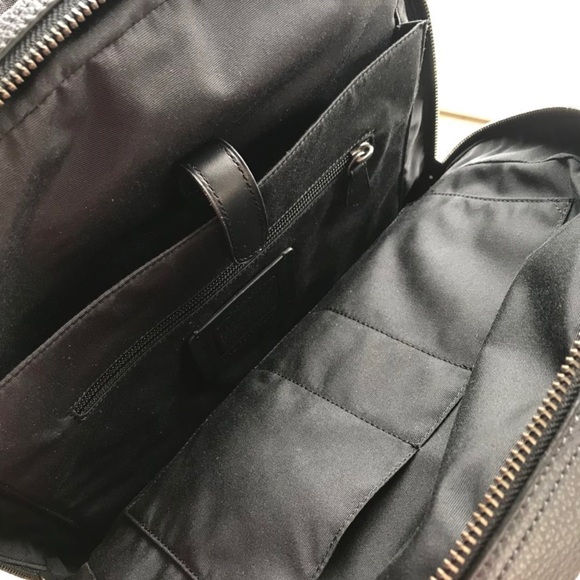 NWT COACH mens BOND BACKPACK IN PEBBLE LEATHER COACH BLACK/NAVY - Picture 4 of 7